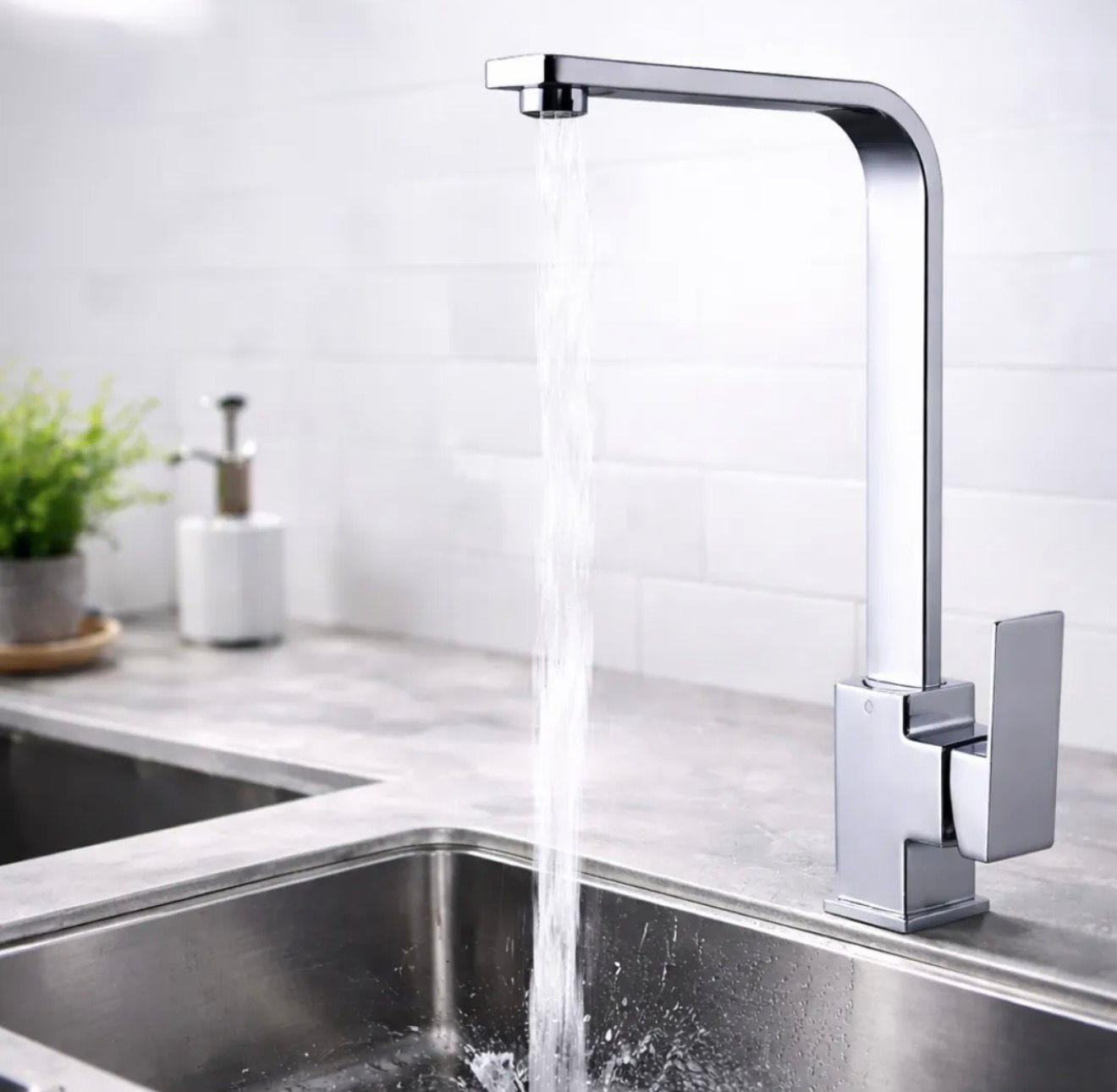 GRIFERÍA MONOCOMANDO PLATEADA